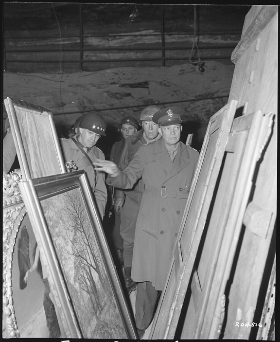 Eisenhower-and-looted-art