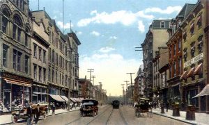 A view of Market Street in Harrisburg, Pennsylvania, 1910.
